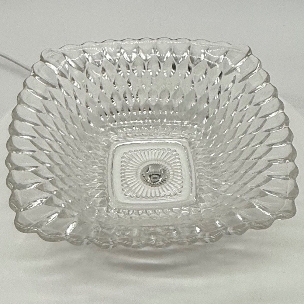 Vintage Clear Pressed Glass Square Scalloped Diamond Point Pineapple Bowl